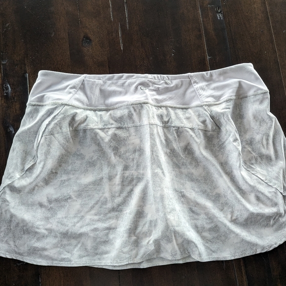 Skort - Picture 3 of 7